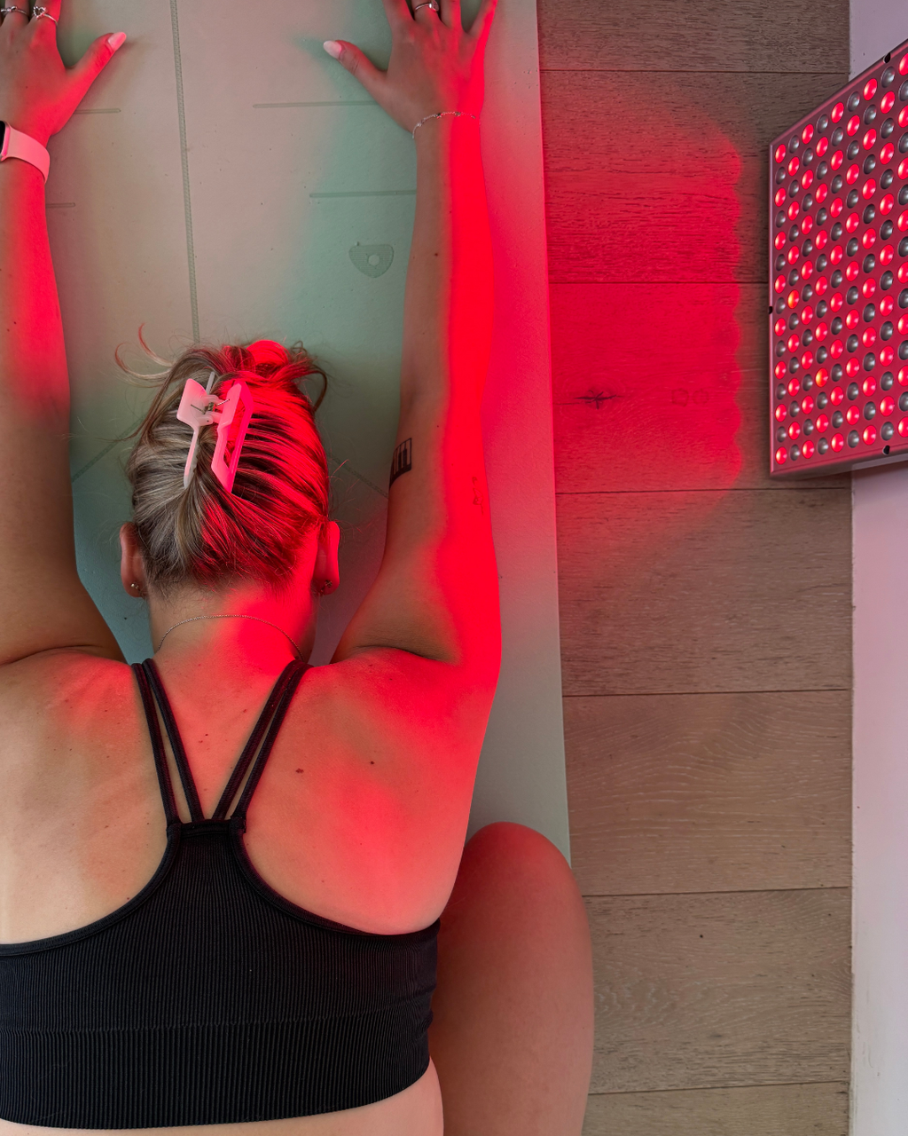 Luminé Red Light Therapy Panel – Advanced LED Skin Rejuvenation Lamp